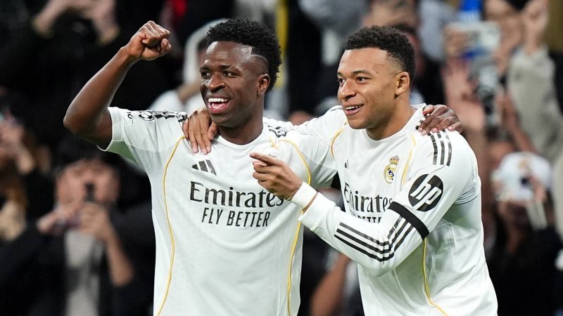 Mit 27! Real-Star hat endlich seinen Führerschein