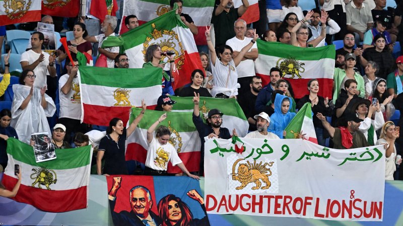 Iranische Fußballerinnen erleben chaotische Abreise vom Asien-Cup