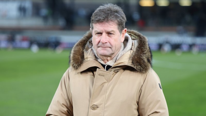 WAC: Riegler telefoniert mit anderen Trainern