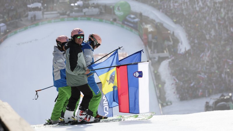Lokalmatador kommt bei Auftakt in Planica schwer zu Sturz