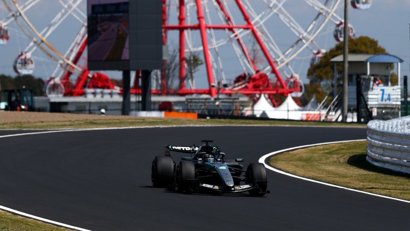 Mercedes im ersten Japan-Training voran
