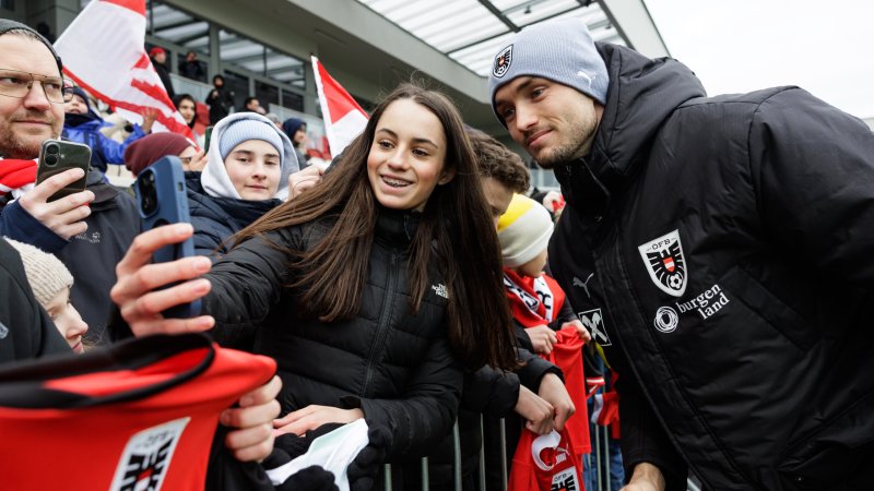 Bilder: Tausend Fans stürmen zu ÖFB-Training