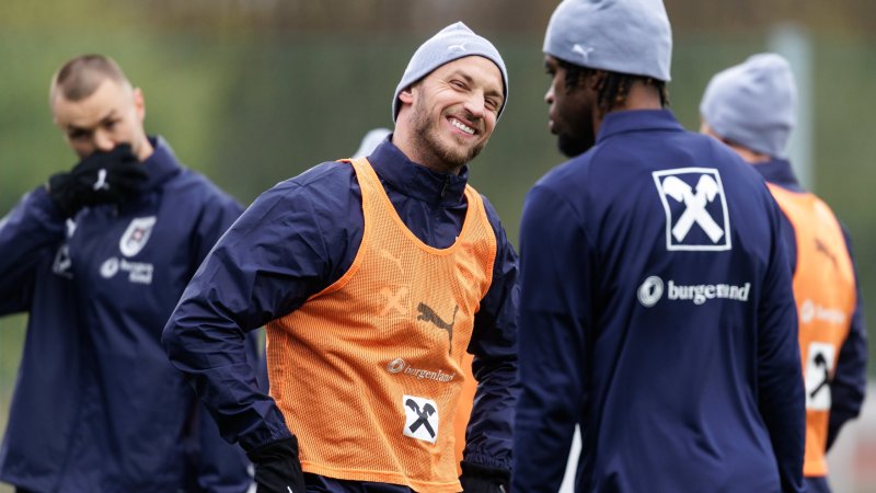Bilder: Tausend Fans stürmen zu ÖFB-Training