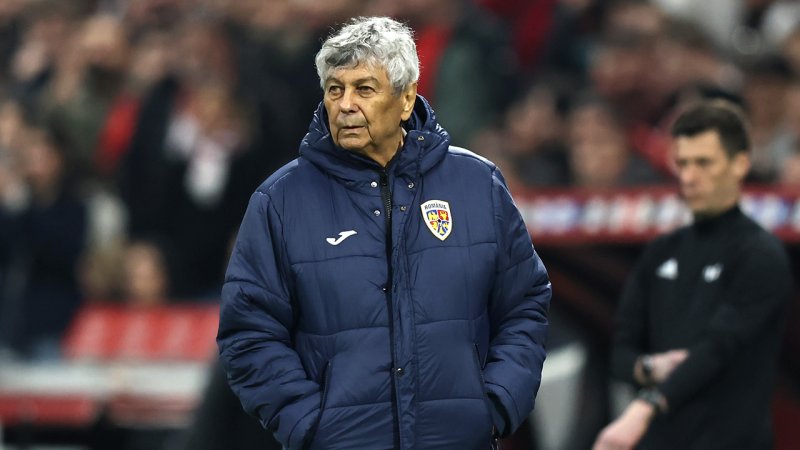 Rumänien-Trainer Lucescu nach Vorfall vor Training im Spital