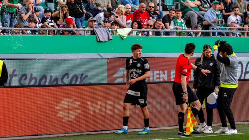 Becherwurf der Rapid-Fans - "Das sind Vollidioten!"