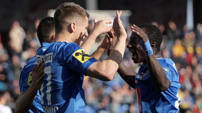 Ungefährdeter Sieg: SKN kann Ausrutscher der Konkurrenz nutzen