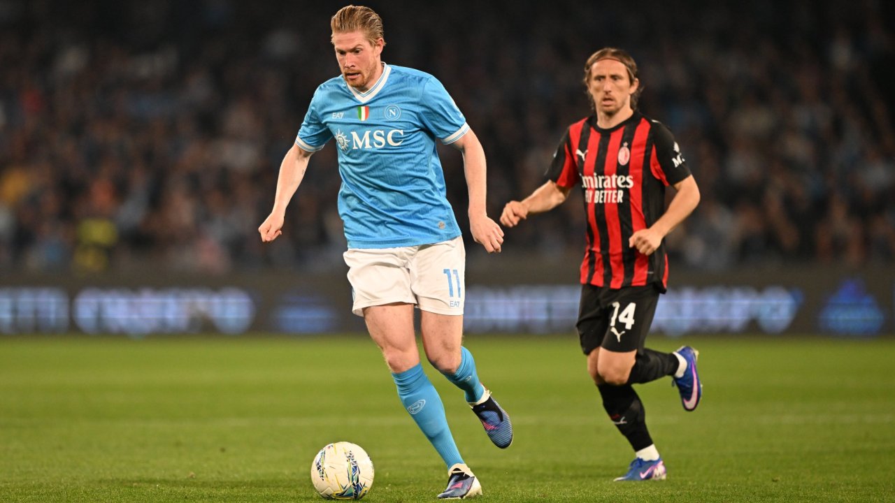 Napoli feiert knappen Sieg im Verfolger-Duell gegen Milan