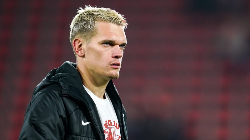 Strafe! Teamkollege von ÖFB-Legionär trat gegen Schiri-Kabine