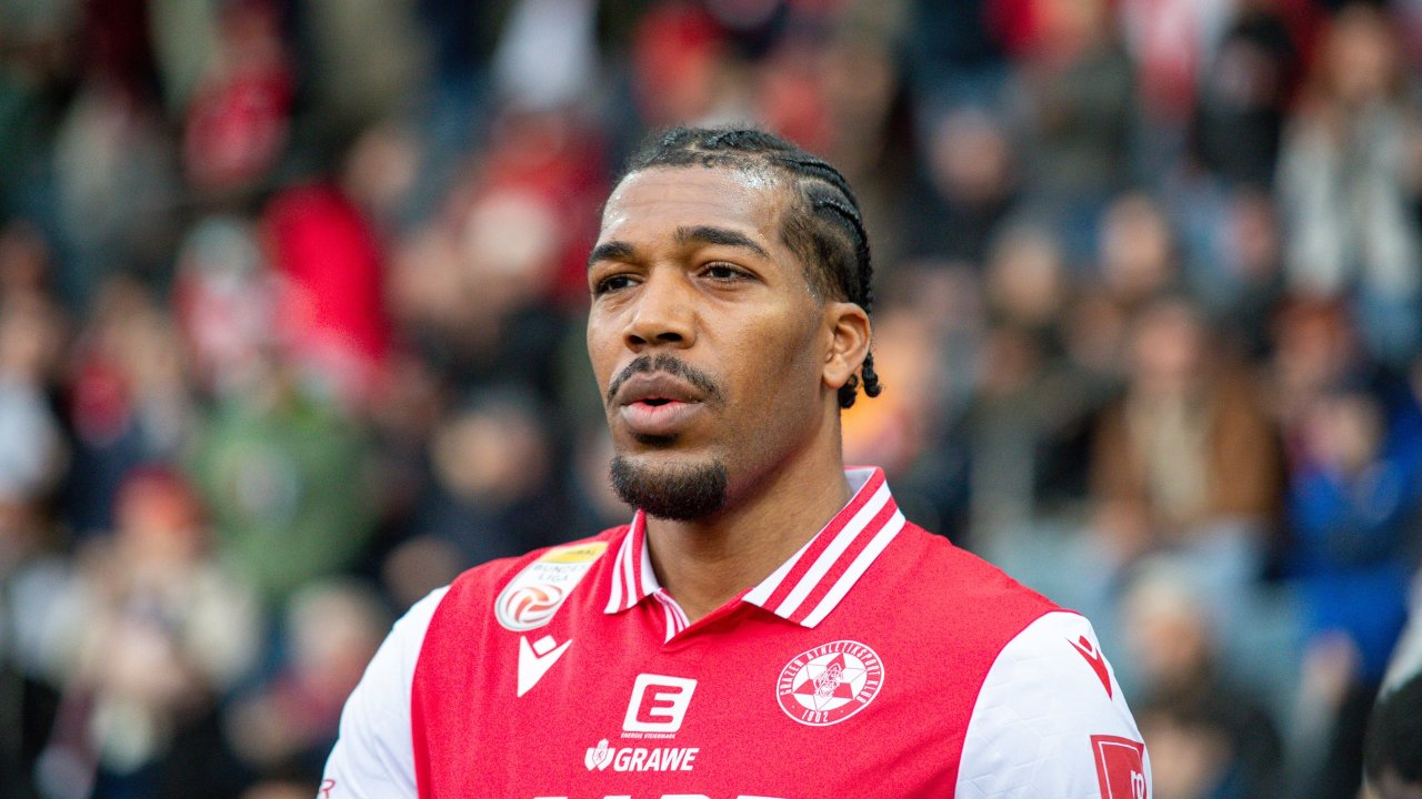 GAK Exercises Option to Extend Donovan Pines’ Contract Until 2027