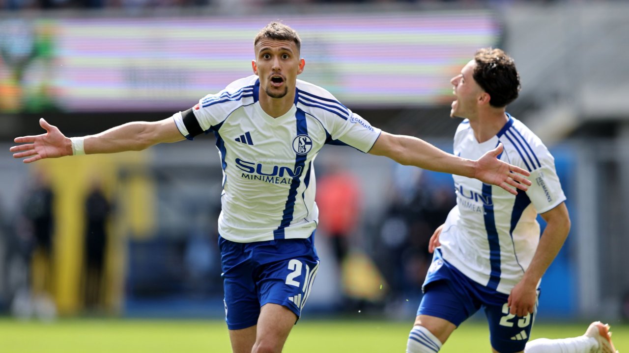 Ljubicic-Doppelpack im Topspiel: Schalke vor Bundesliga-Rückkehr