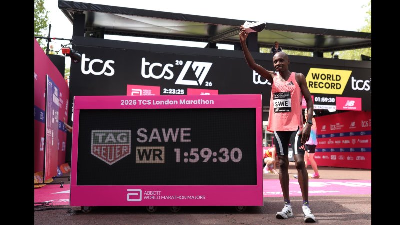 Historisch! Erster Marathonläufer unter zwei Stunden