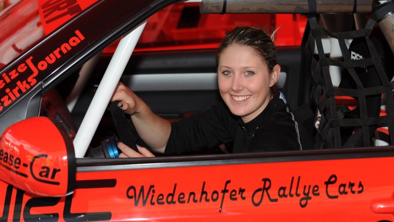 Die besten Schnappschüsse der jungen Conny Hütter