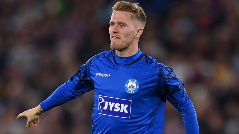 Stürmersuche: Dänischer Knipser für Rapids dänischen Trainer?