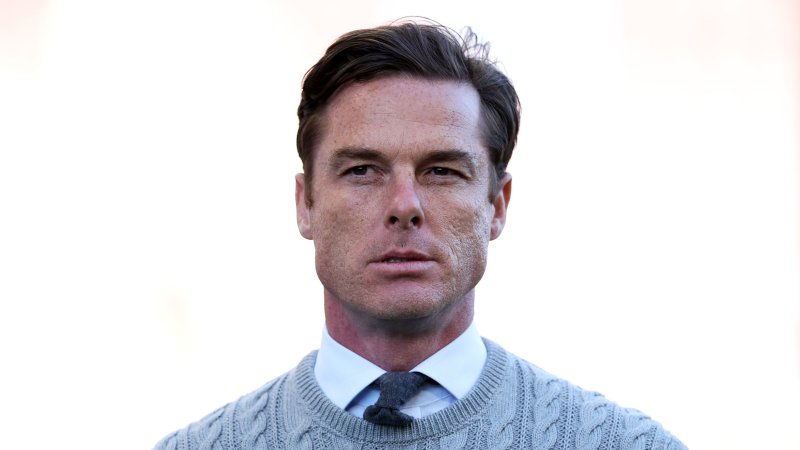 Weg frei für Gerrard? Chefcoach verlässt PL-Nachzügler