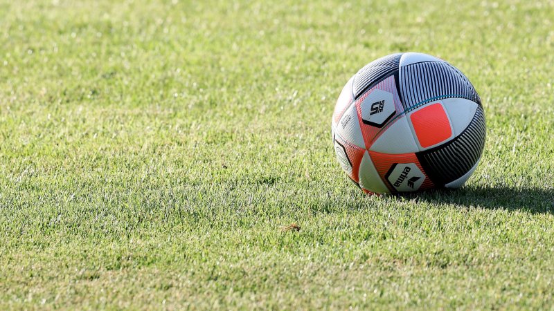 Sieg im Spitzenspiel: Gloggnitz dominiert weiter in der RLO