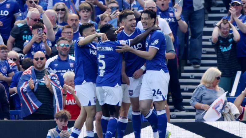 Ipswich fixiert Premier-League-Aufstieg, Ballo muss ins Playoff