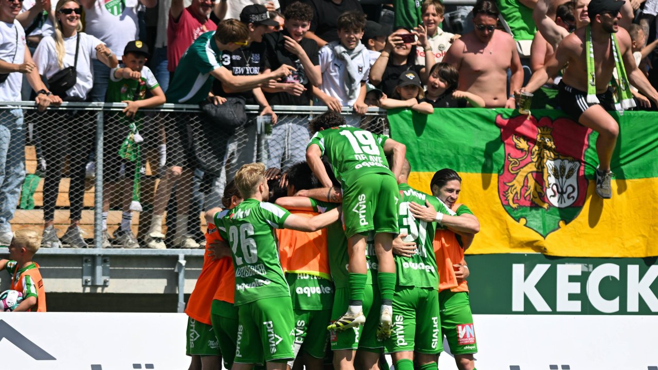 Derby-Sieg! Austria Lustenau kratzt am Aufstieg