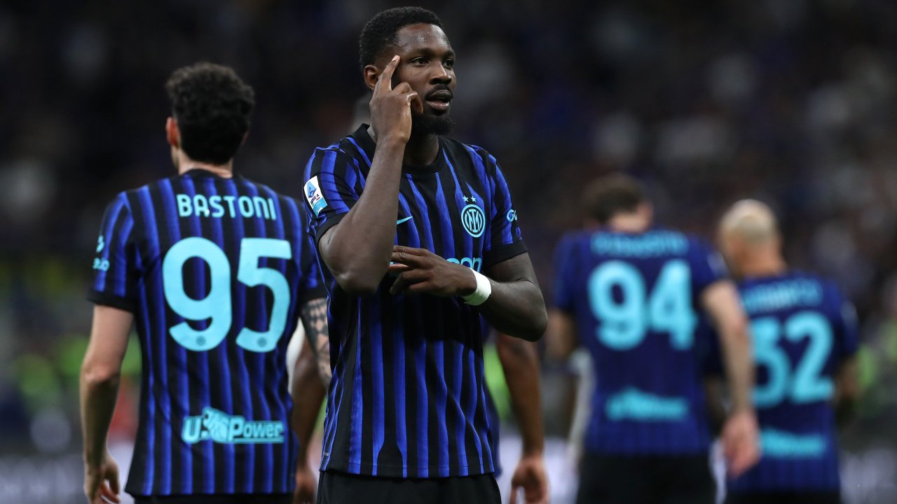 Inter Mailand krönt sich mit 2:0 gegen Parma zum 21. Meister der Serie A — image 2