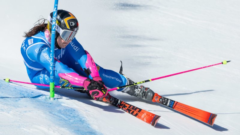 Amtierende Ski-Weltmeisterin erleidet Bandscheibenvorfall