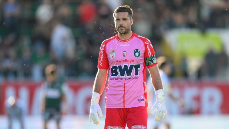 Ried greift sich "immer wegen anderer Themen auf den Kopf"