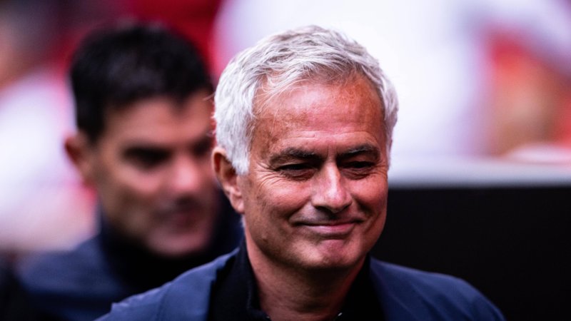 Mourinho beobachtet Bayern-Star - Hoeneß reagiert mit Ansage