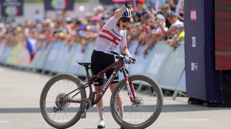 Stigger holt Weltcupsieg im Cross Country von Nove Mesto