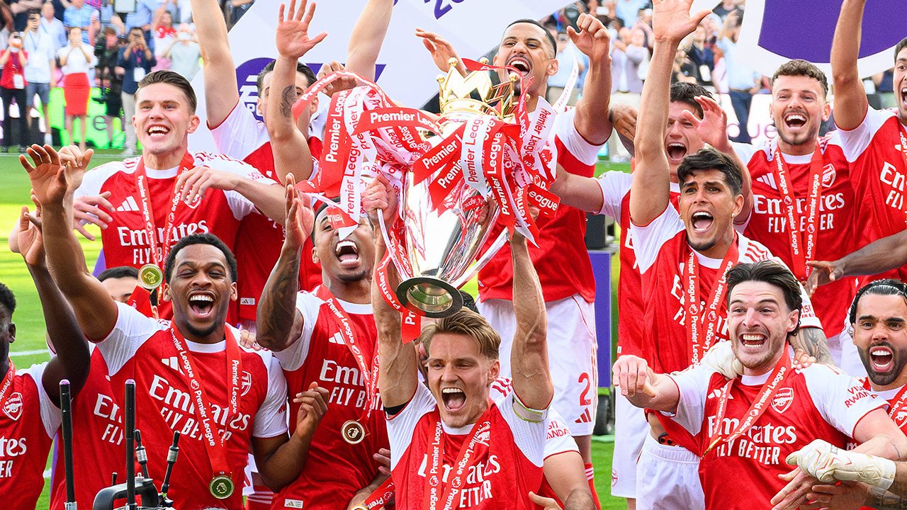 22 Jahre Warten hat ein Ende! So feiert Arsenal den Titel