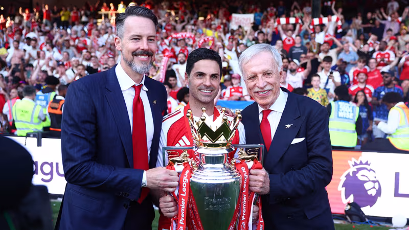 22 Jahre Warten hat ein Ende! So feiert Arsenal den Titel