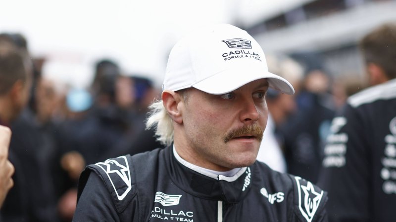 Nach 420 Kilometer: F1-Pilot mit Rad in Singapur angekommen