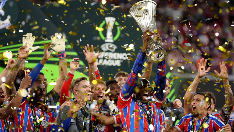 So feiert Glasner seinen Abschiedstitel mit Crystal Palace