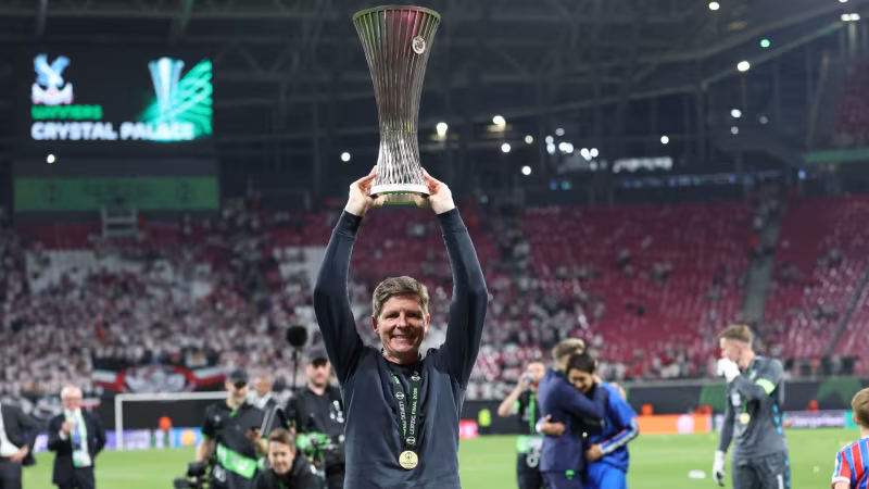 Bilder! So feiert Glasner seinen zweiten Europacup-Titel