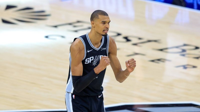 Spurs erzwingen Entscheidungsspiel im NBA-Halbfinale