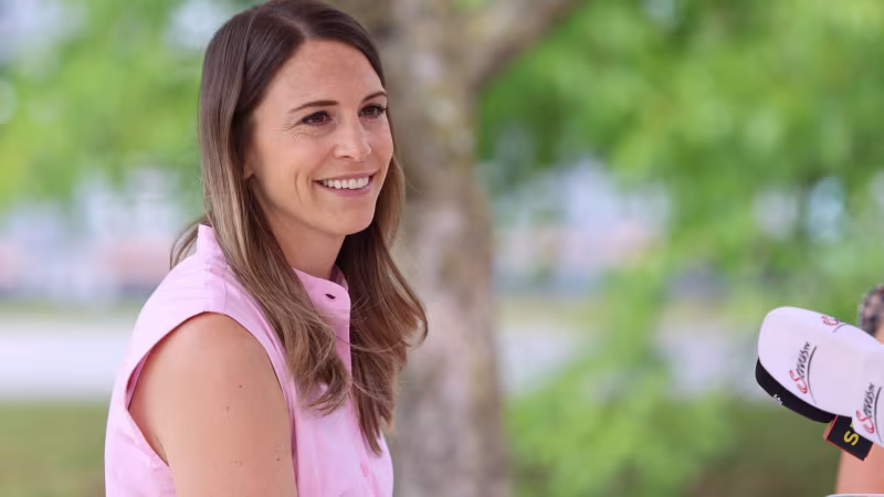 Mirjam Puchner - Bilder ihrer Karriere