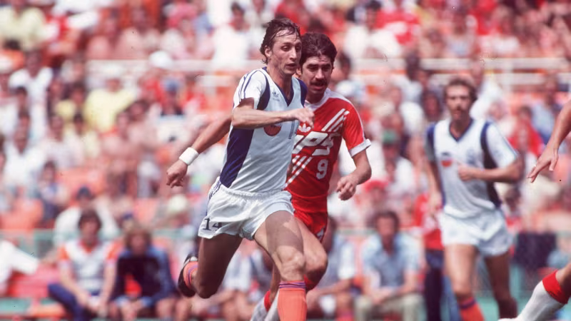 #4 – Johan Cruyff