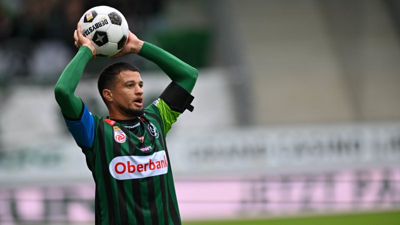 Rapid beschäftigt sich mit weiterem Ried-Leistungsträger