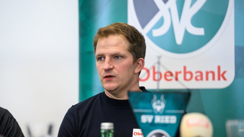 Wird Ried bei der Trainersuche in Favoriten fündig?