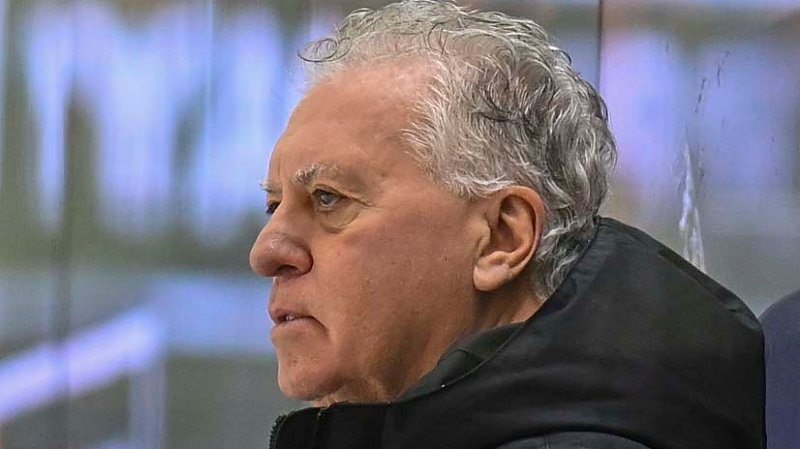 Neuer Trainer, Spieler und Sportdirektor für neuen ICE-Klub