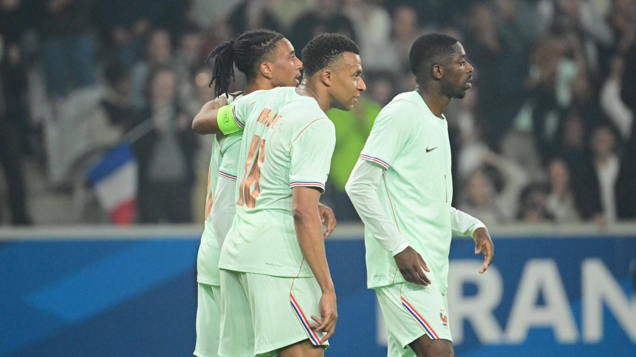 Mbappe verteidigt Teamkollegen: "Nehmt ihn so, wie er ist"