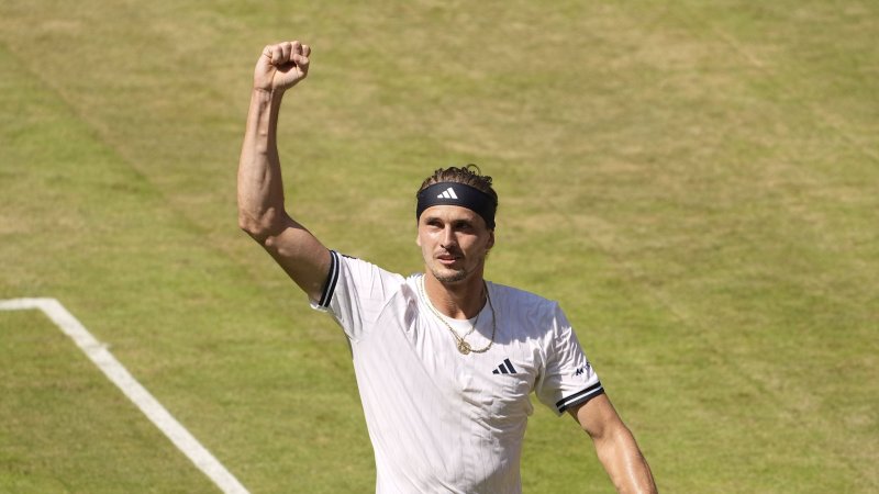 Harter Fight! FO-Sieger Zverev zieht ins Halle-Halbfinale ein