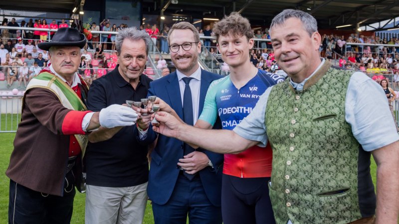 Giro-Zweiter Felix Gall in der Heimat gefeiert und geehrt