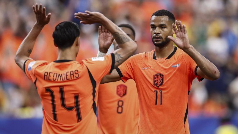 Zwei Doppelpacker schießen Oranje zum Sieg gegen Schweden