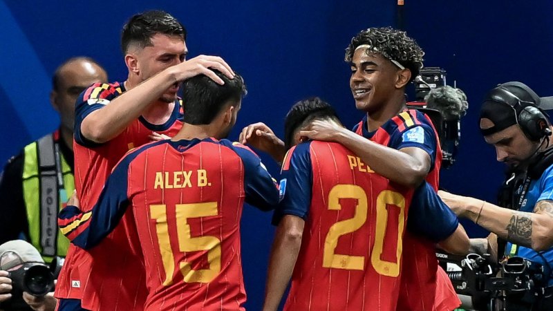 Historischer WM-Treffer! Yamal auf den Spuren von Pelé