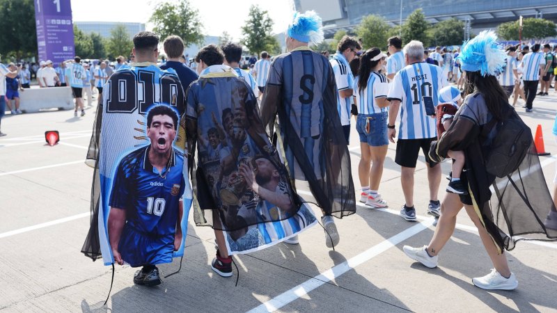 Die besten Fan-Bilder zum WM-Hit Österreich gegen Argentinien