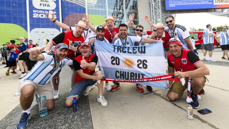 Die besten Fan-Bilder zum WM-Hit Österreich gegen Argentinien