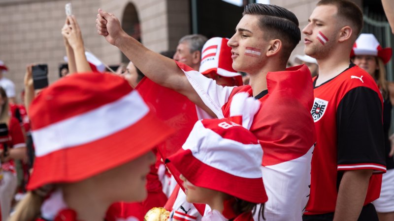 Die besten Fan-Bilder zum WM-Hit Österreich gegen Argentinien