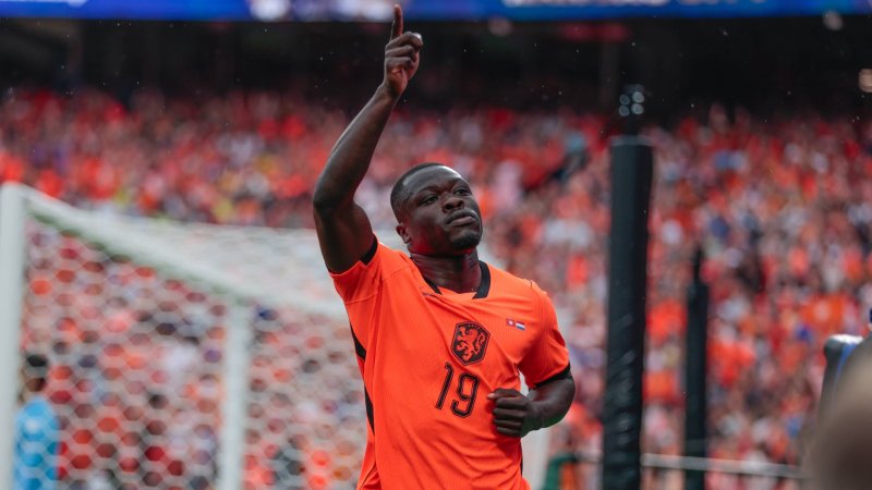 Gruppensieg! Oranje schlägt historisch schlechte Tunesier