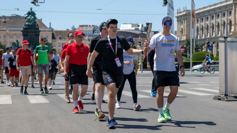 Diashow: Ein bewegender Auftakt für Special Olympics