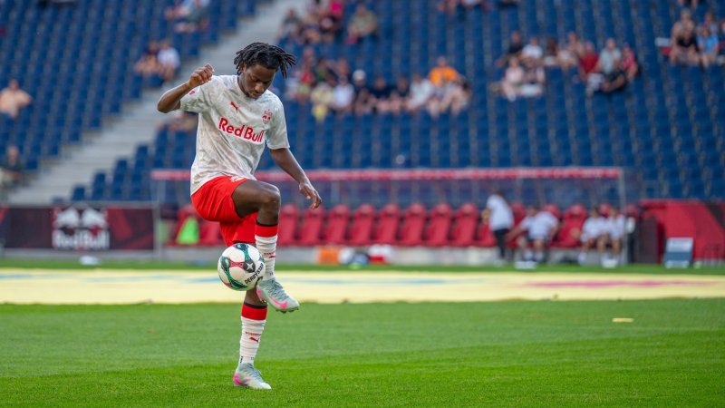 Gibt Salzburg einen Spieler nach England ab?