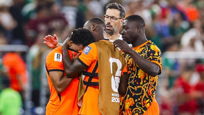 Oranje versagt wieder vom Punkt: "Schmerzvoll für das ganze Land"