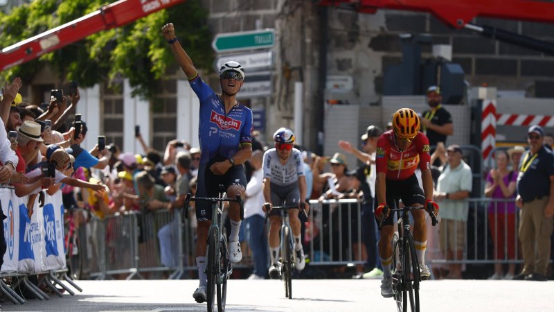 Van der Poel gewinnt Hitze-Etappe der Tour de France